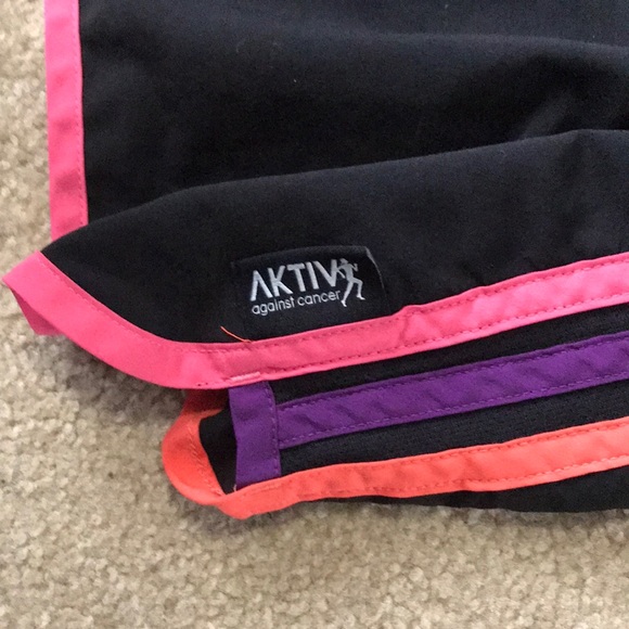 ADIDAS RUNNING SHORTS - Picture 3 of 4